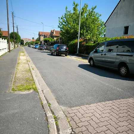アパート Chez Nous Chez Vous *